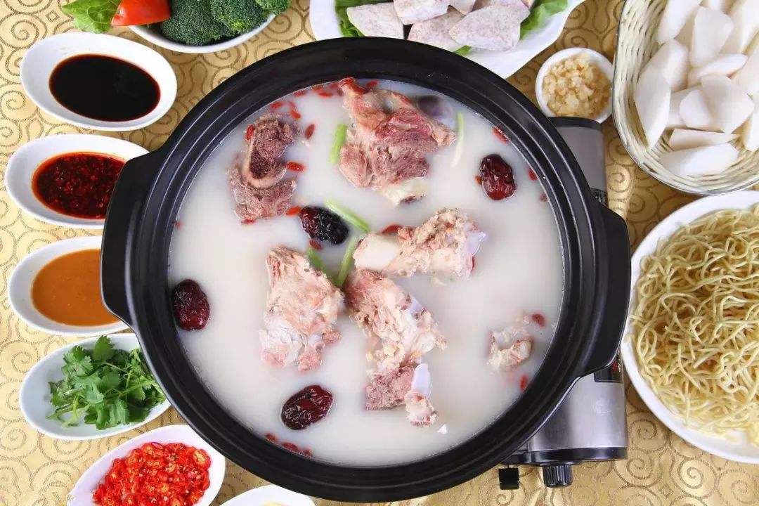 智能蒸汽火鍋多少錢一臺(tái)（www.arfit.cn)