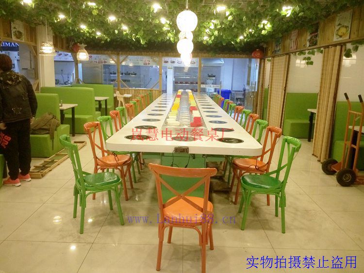 人氣美食推薦的自助回轉(zhuǎn)小火鍋（www.arfit.cn)