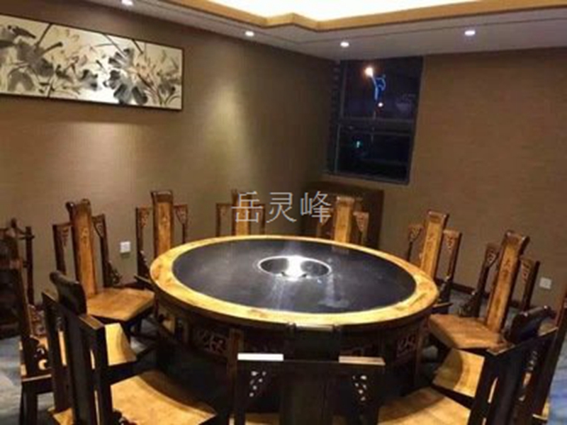 實木無煙火鍋桌的保護