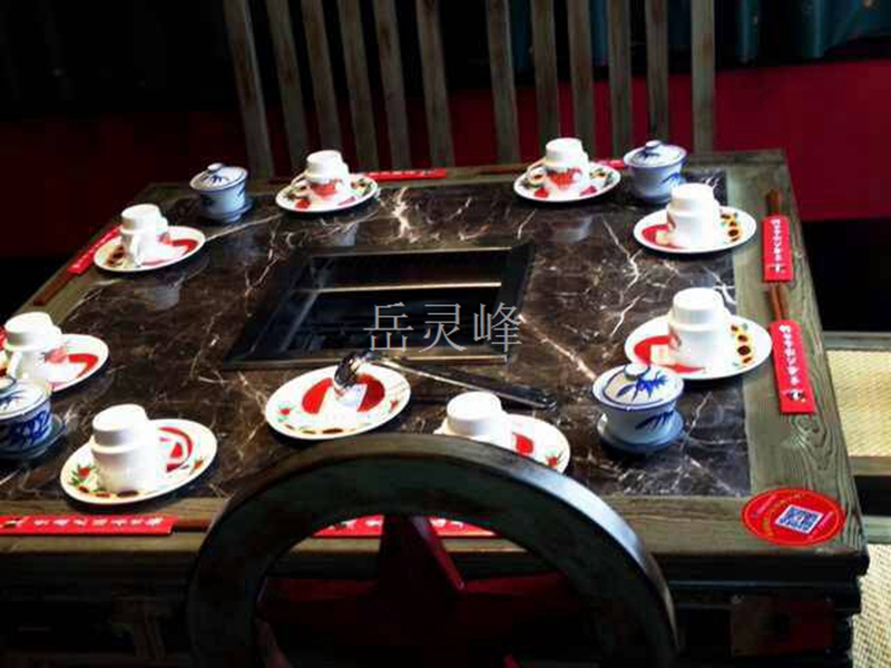 能烤能火鍋的桌子家具（www.arfit.cn)